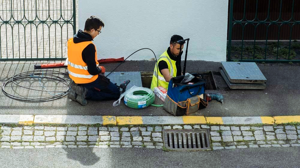 How to install and maintain FTTH underground fiber optic cable？ Fiber